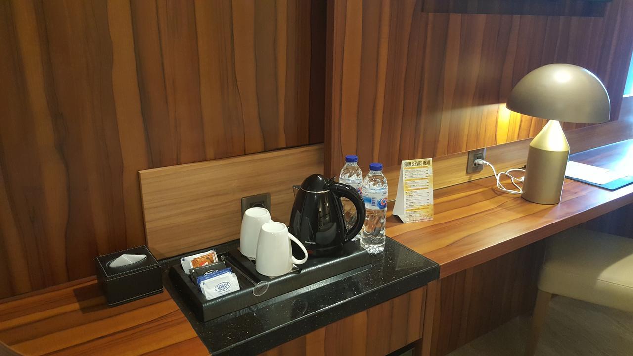 Arthama Hotels Makassar Kültér fotó