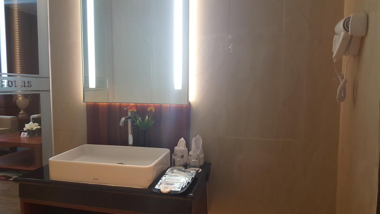 Arthama Hotels Makassar Kültér fotó